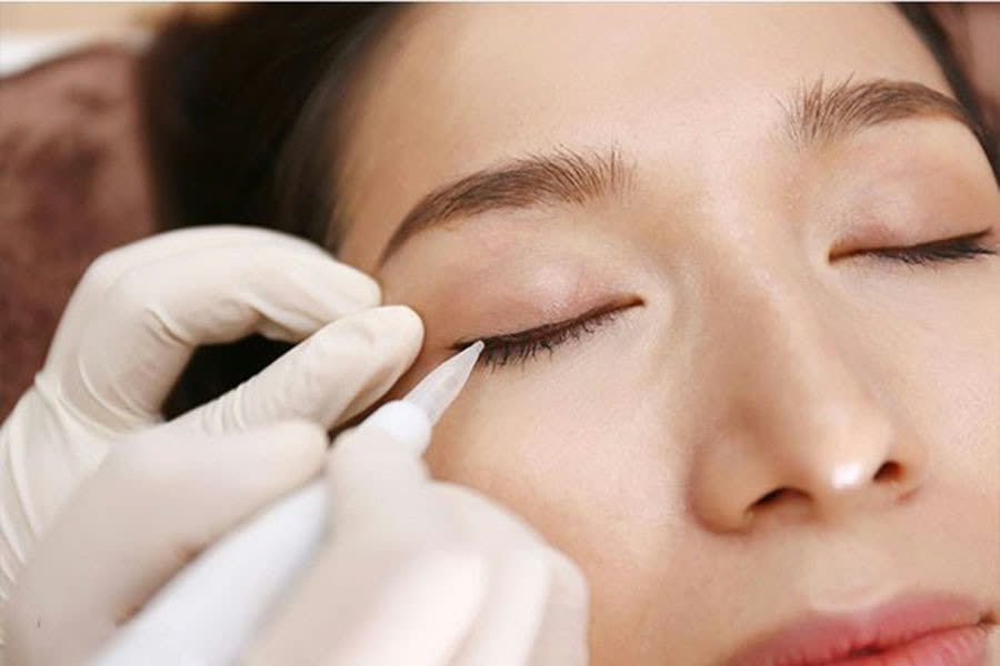 Eyeliner Tattoo